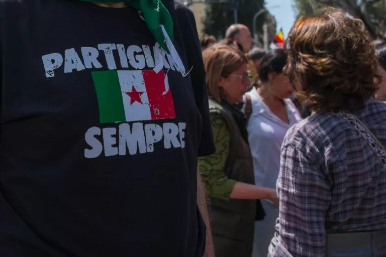 25 Aprile, alta tensione a Roma tra Pro Palestina e Comunità Ebraica. Due fermi a Milano