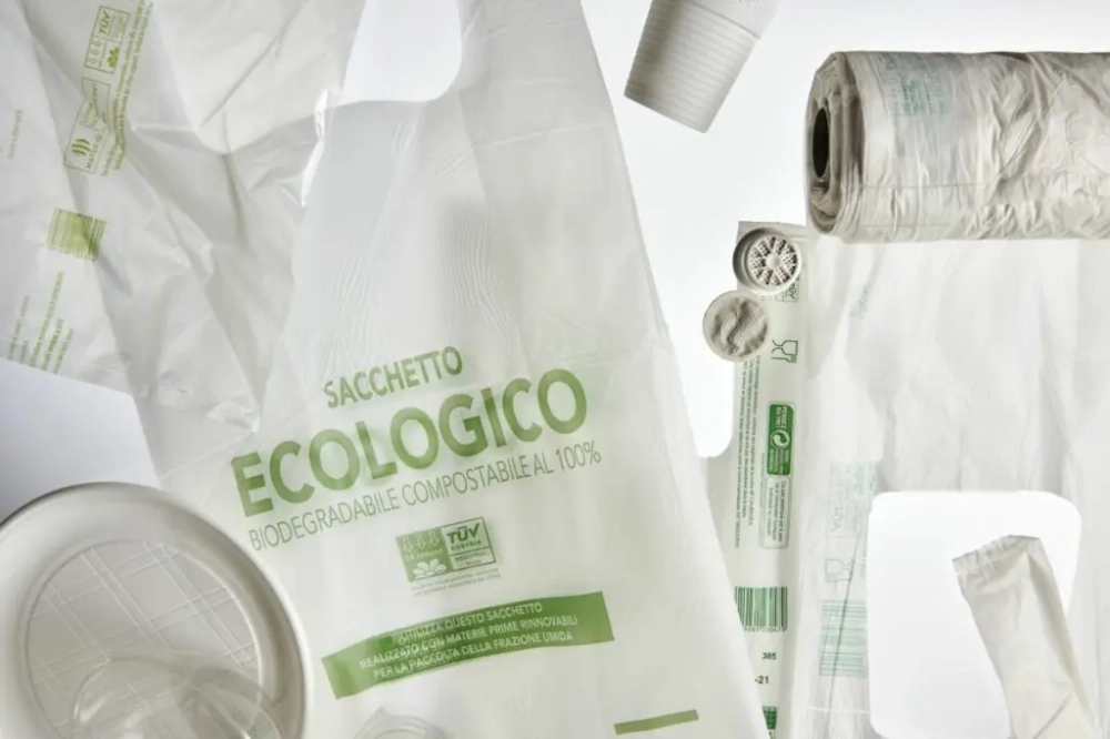 Bioplastiche compostabili, vola il riciclo. Obiettivo 2030 già superato