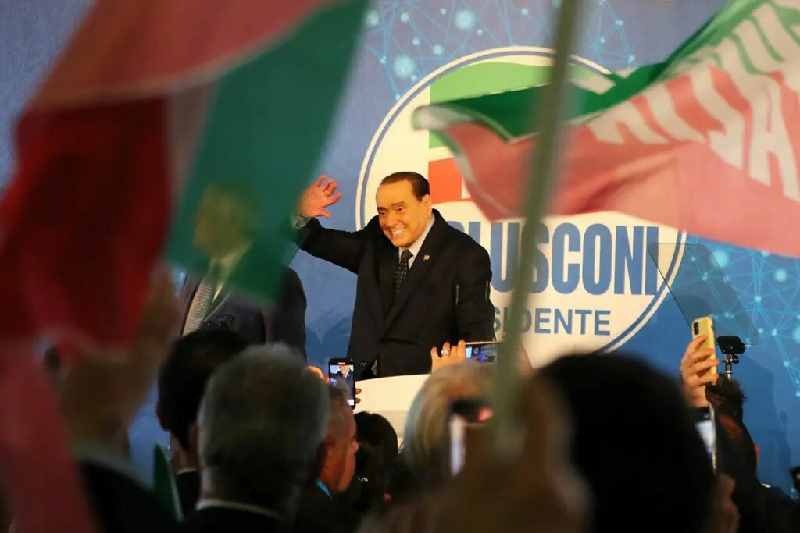 Centrodestra, Berlusconi “Accantonare dissapori locali, si vince uniti”