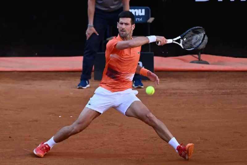 Djokovic torna al successo, re di Roma per la sesta volta