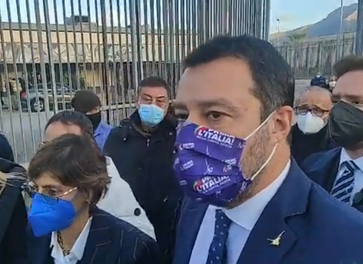 Salvini a Palermo per processo Open Arms “Siamo su Scherzi a Parte?”