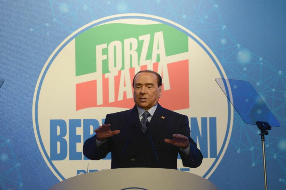 Berlusconi “Il ponte sullo Stretto è un’opera indispensabile”
