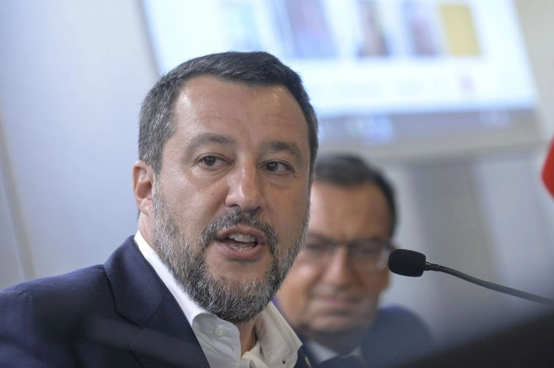 Salvini “Interventi urgenti contro il caro bollette”
