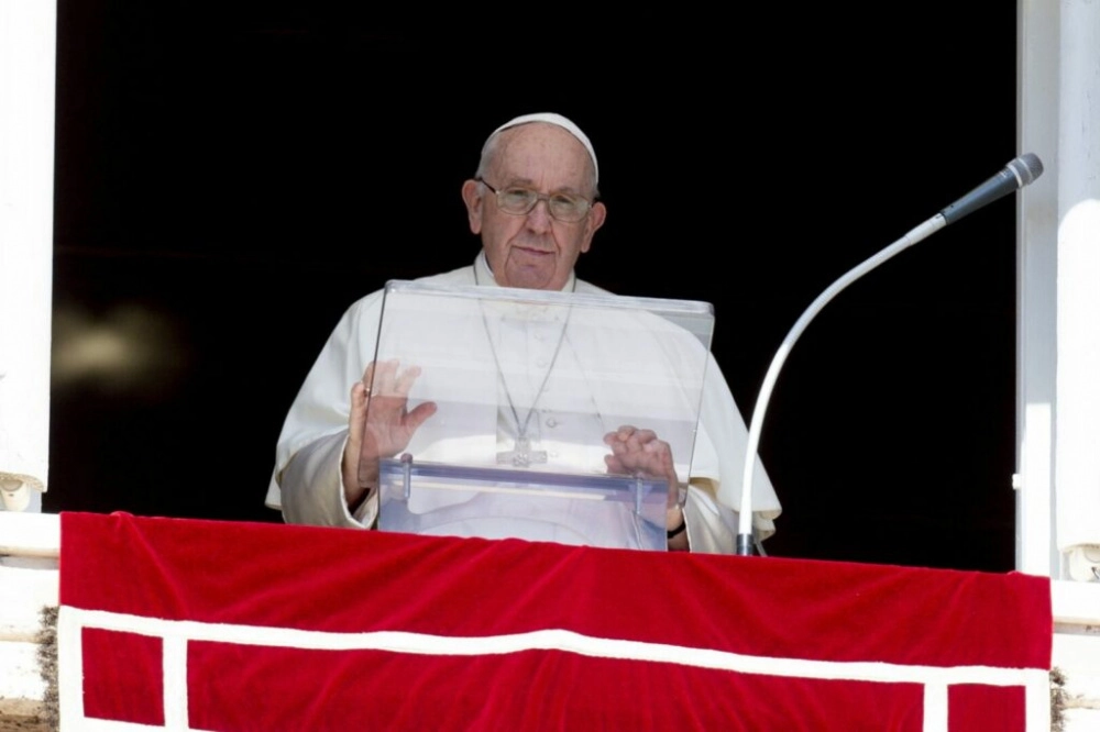 Papa “Si giunga subito al cessate il fuoco in Ucraina, si cerchino soluzioni”