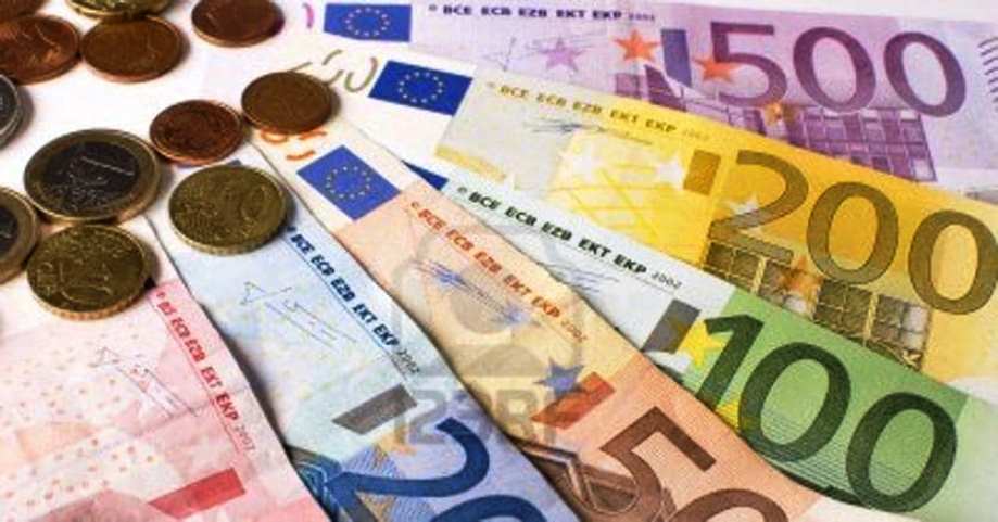 banconote e monete euro