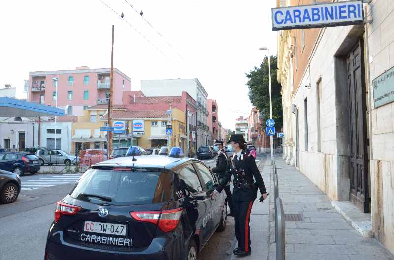 Cagliari. Furto e spaccio di droga, denunciato un 29enne del Gambia