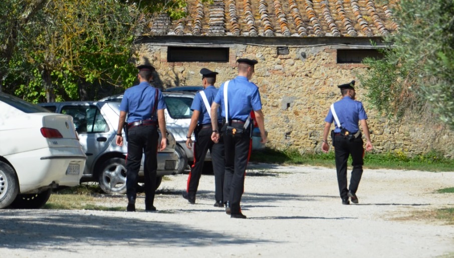 Cagliari: accusato di diverse rapine e lesioni personali, in carcere un 17enne