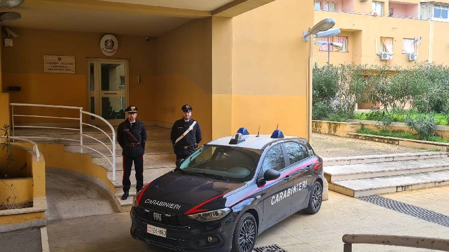 Munizioni, droga e furto di energia elettrica allo “Zen 2” di Palermo,1 persona arrestata e 6 denunce