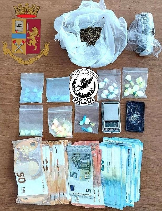 Cagliari: Spaccio di droga in casa. La polizia di Stato arresta un 35enne