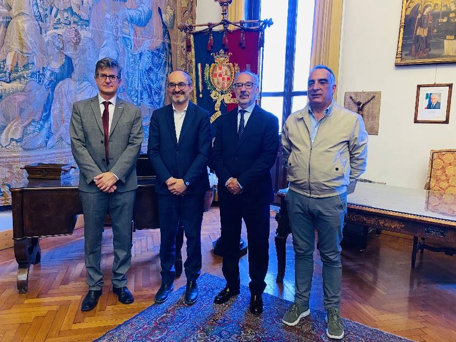 L'ambasciatore dell’Uruguay in Italia in visita a Palazzo Bacaredda