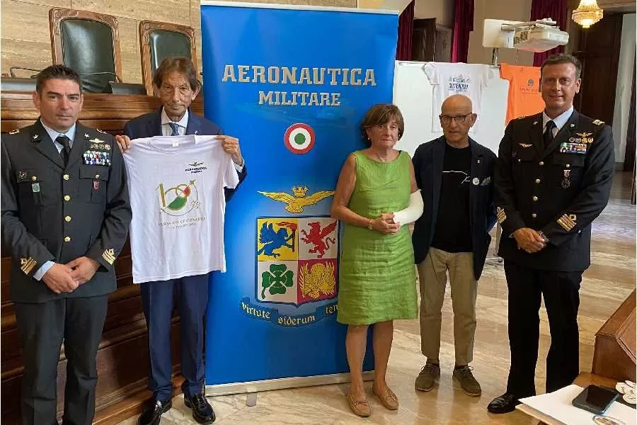 La "Corsa del Centenario" a Cagliari: 100 anni di Aeronautica Militare per la ricerca contro il cancro