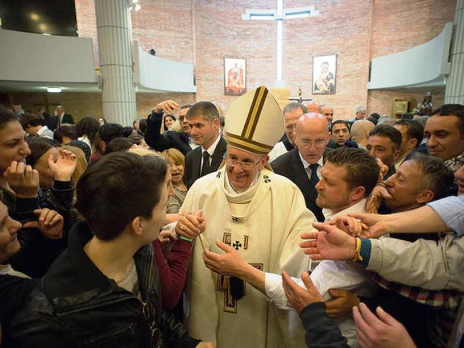 Papa Francesco ha fatto distribuire 15.000 gelati ai detenuti di due carceri romane