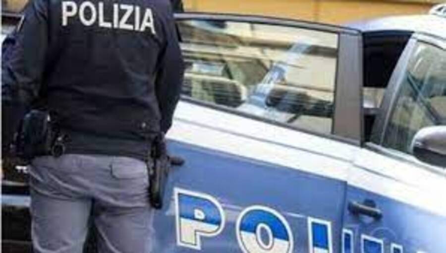 Cagliari, tenta di scippare due donne. La Polizia di Stato arresta un cittadino straniero