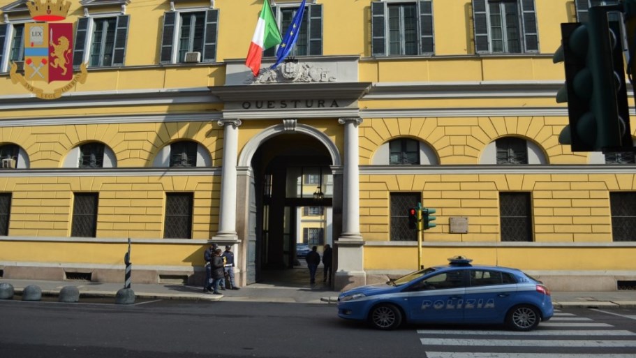 Milano, rinvenuto il cadavere di una bambina di 16 mesi, gravi indizi sulla madre