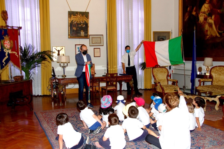Al Municipio di Cagliari i bambini della Chatterbox