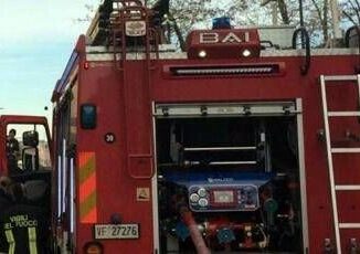 Crollo palazzo a Bari proseguono ricerche 72enne dispersa