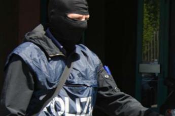 Attentato Bruxelles, perquisizioni in Italia: indagini su cerchia attentatore