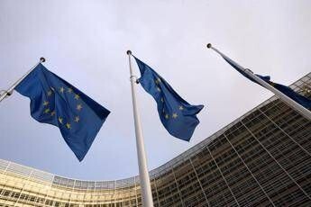 Conti pubblici, Ue: Italia rispetta procedura per deficit