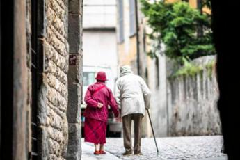 Anziani, ‘in Europa 1 persona su 3 vittima di ageismo’
