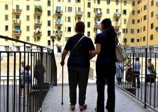 Lavoro domestico economia invisibile 16 mln di persone occupate 50 irregolari