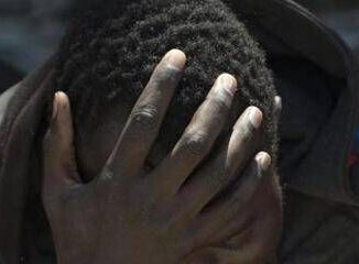 Migranti Alarm Phone 200 persone in pericolo nel Mediterraneo centrale