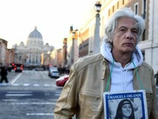 Emanuela Orlandi fratello Pietro Papa non mi incontra dice di avere troppi occhi addosso