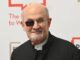 Accoltello Salman Rushdie condannato a 25 anni di carcere