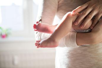 Pma, ‘no’ al riconoscimento del figlio della ex: per i giudici è stato “solo uno spettatore”
