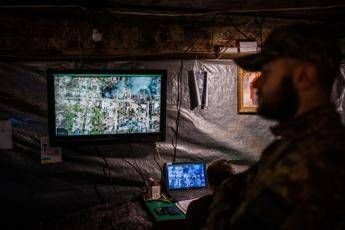 Ucraina lancia operazione contro bombardieri russi: “Distrutti 40 aerei”