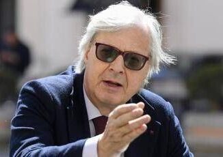 Sgarbi e la depressione la psicologa Sofferenza grande sua volonta va rispettata