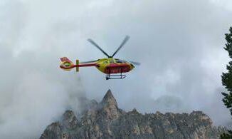 Trentino, due alpinisti precipitano sulla Presanella: un morto e un ferito 3 Trentino due alpinisti precipitano sulla Presanella un morto e un ferito