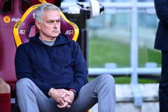 Lazio-Roma 0-0, Mourinho: “Con Sarri ci vogliamo bene”