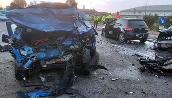 Incidenti, 23 morti sulle strade nel primo weekend di dicembre 1 Incidenti 23 morti sulle strade nel primo weekend di dicembre