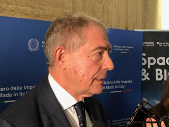 Spazio, Urso: "Nei prossimi mesi collegato su mare, spazio e Ia" 1 Spazio Urso Nei prossimi mesi collegato su mare spazio e Ia