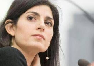 Stadio Roma ex sindaca Raggi prosciolta da accusa di falsa testimonianza