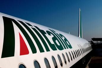 Alitalia, firmato accordo proroga Cigs al 31 ottobre 2025 e revocati i licenziamenti collettivi