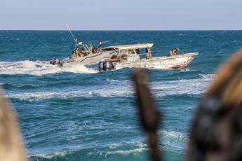 Attacchi Houthi nel Mar Rosso, i rischi per l’economia globale