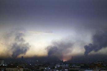 Gaza, Onu approva risoluzione per gli aiuti: Usa e Russia astenuti