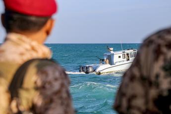 Mar Rosso, leader Houthi: “Colpiremo navi Usa con missili e droni”