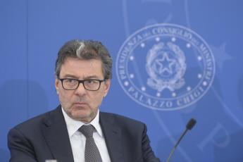 Mes, opposizioni chiedono audizione urgente del ministro Giorgetti