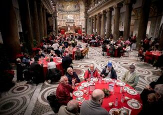SantEgidio oggi pranzi di Natale per 80mila persone in Italia e 250mila nel mondo