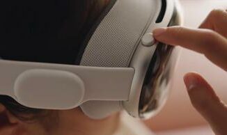 Apple Vision Pro ripararlo puo costare fino a 2.400 dollari