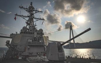 Attacchi Houthi nel Mar Rosso, il piano Usa per una ‘lunga campagna militare’