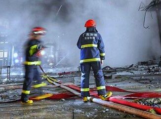 Cina incendio fa strage nel dormitorio di una scuola 13 morti