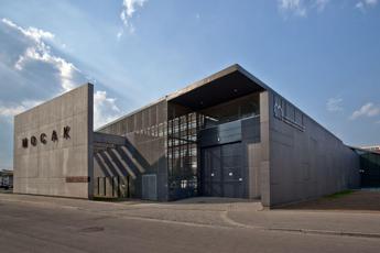 Continua la partnership di successo tra Oknoplast e MOCAK – Museo d’Arte Contemporanea di Cracovia.Al via la seconda edizione del concorso internazionale per artisti emergenti