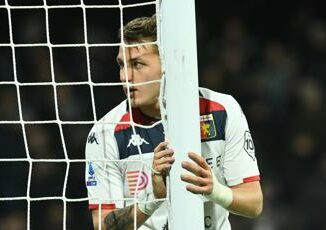 Genoa-Lecce, vittoria 2-1 in rimonta per i rossoblu 4 Genoa Lecce vittoria 2 1 in rimonta per i rossoblu