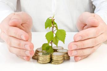 L’allarme Bce sui rischi Esg: “Banche europee non allineate agli Accordi di Parigi”