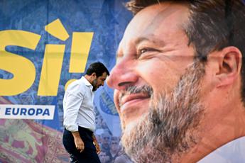 Lega, il monito di Salvini sulle Europee: “Chi divide centrodestra favorisce sinistra”