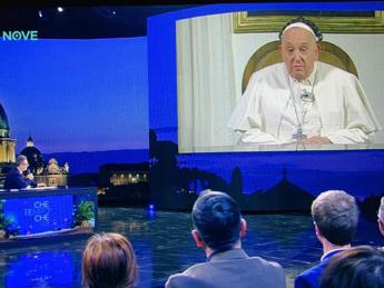 Papa: “Dimissioni non sono né pensiero né desiderio”