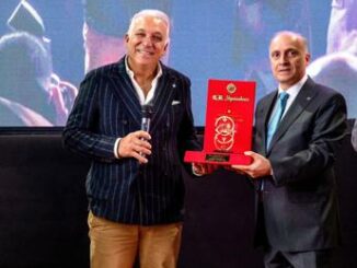 Premio Gioacchino da Fiore a Mario Sposato artista del riciclo